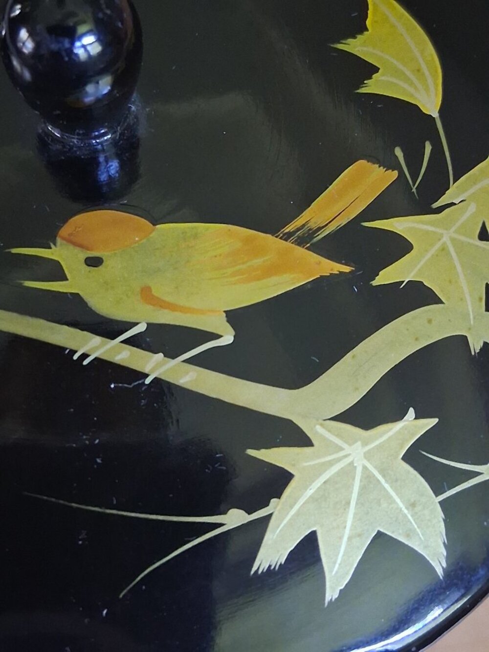 Vintage 1950s Japanese Lacquer Dresser / Powder Bowl with Lid - Picture 2 of 15